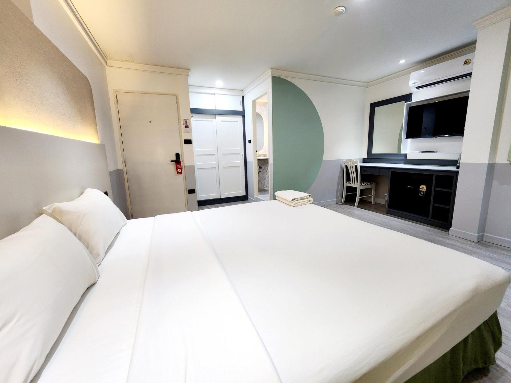 Seatel Phuket, Patong Beach المظهر الخارجي الصورة